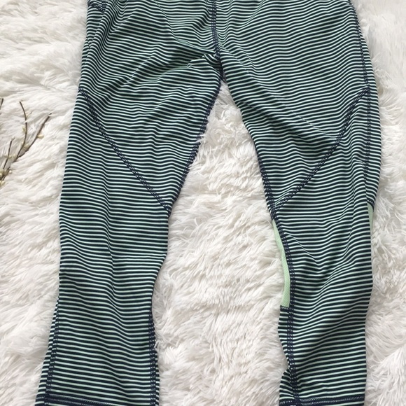 ☘️RBX CAPRI LENGTH WORKOUT TIGHTS LEGGINGS - Picture 3 of 4